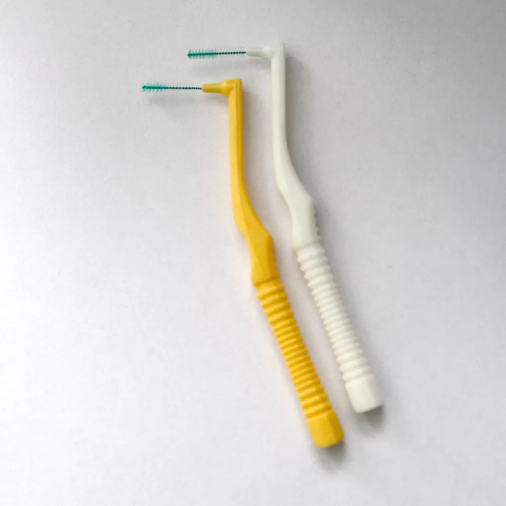 Escova interdental para cuidados bucais